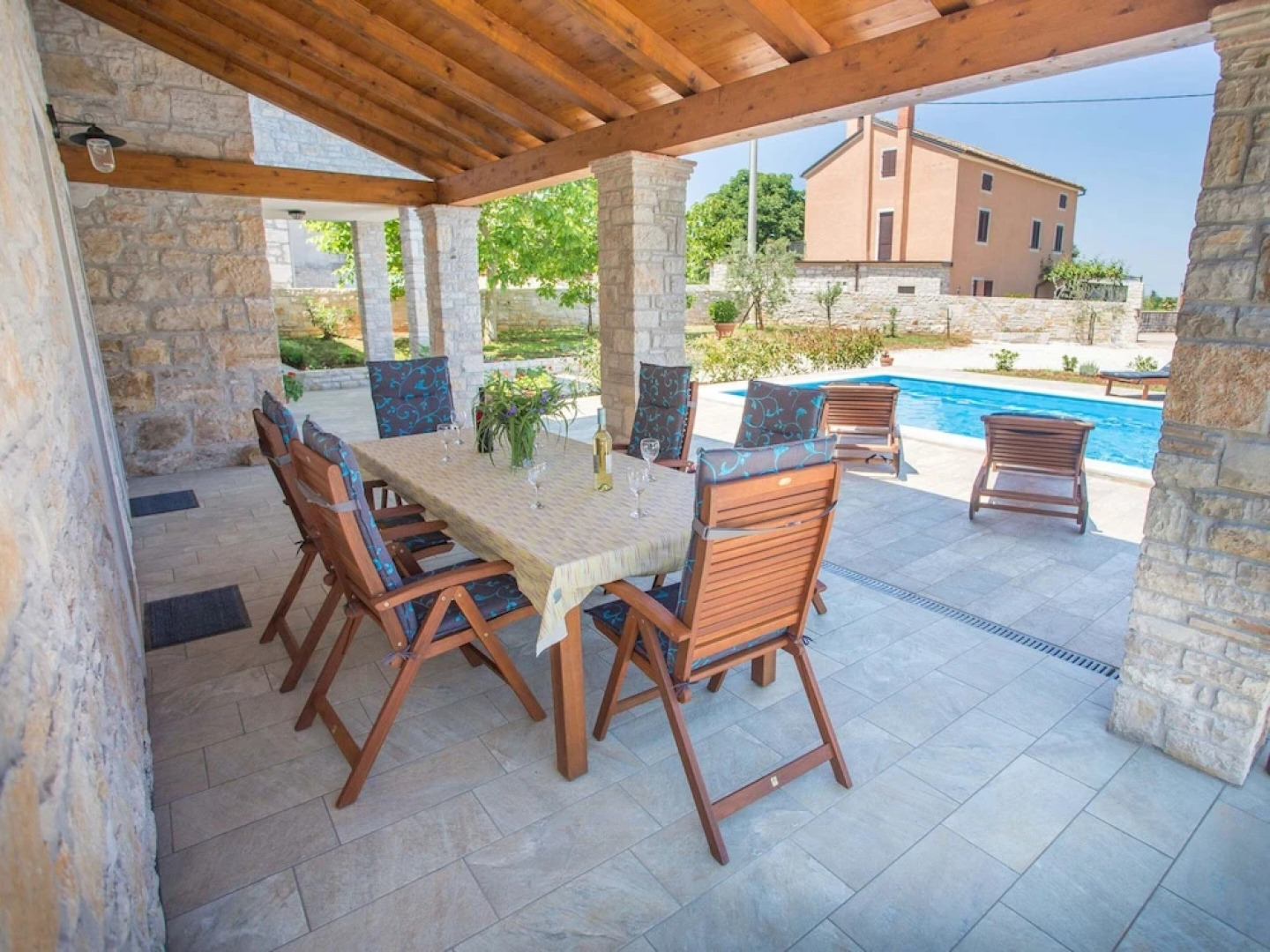 Villa in Medvidici With Pool Near Porec Beach