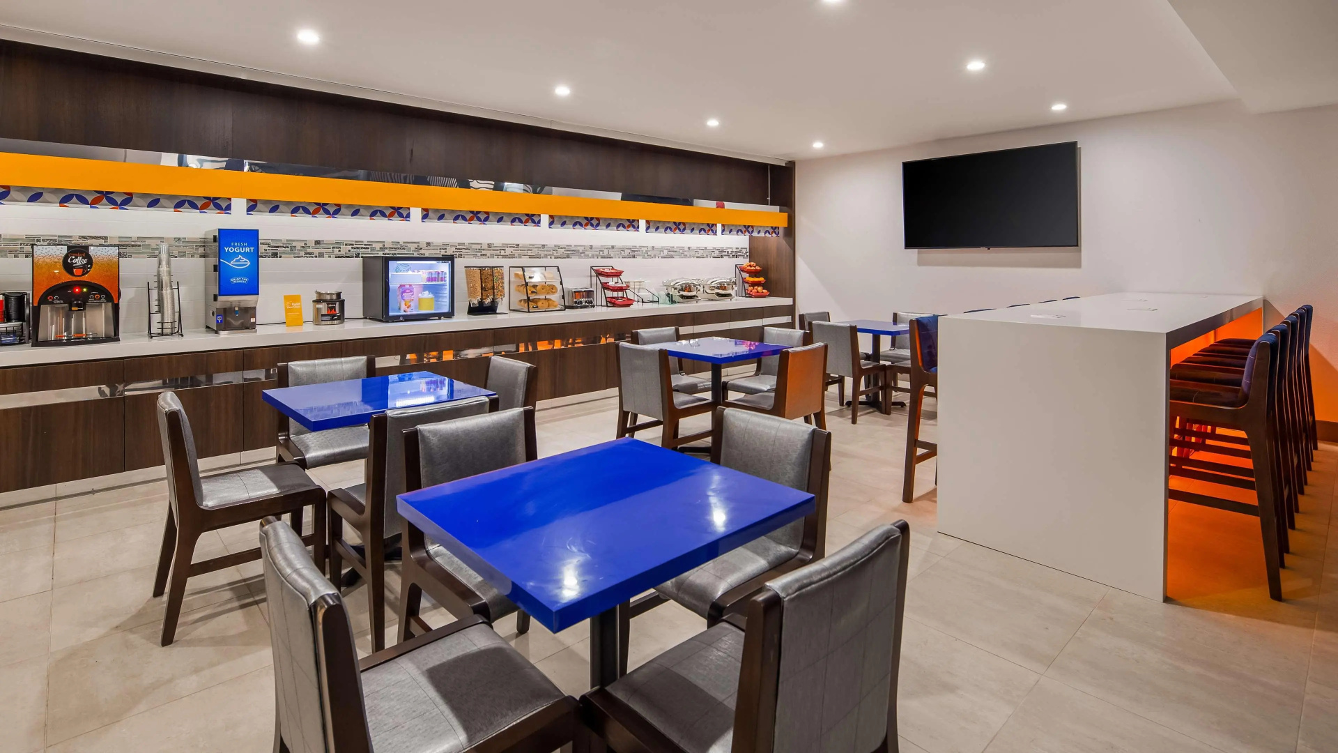 GLō Best Western Brooklyn NYC