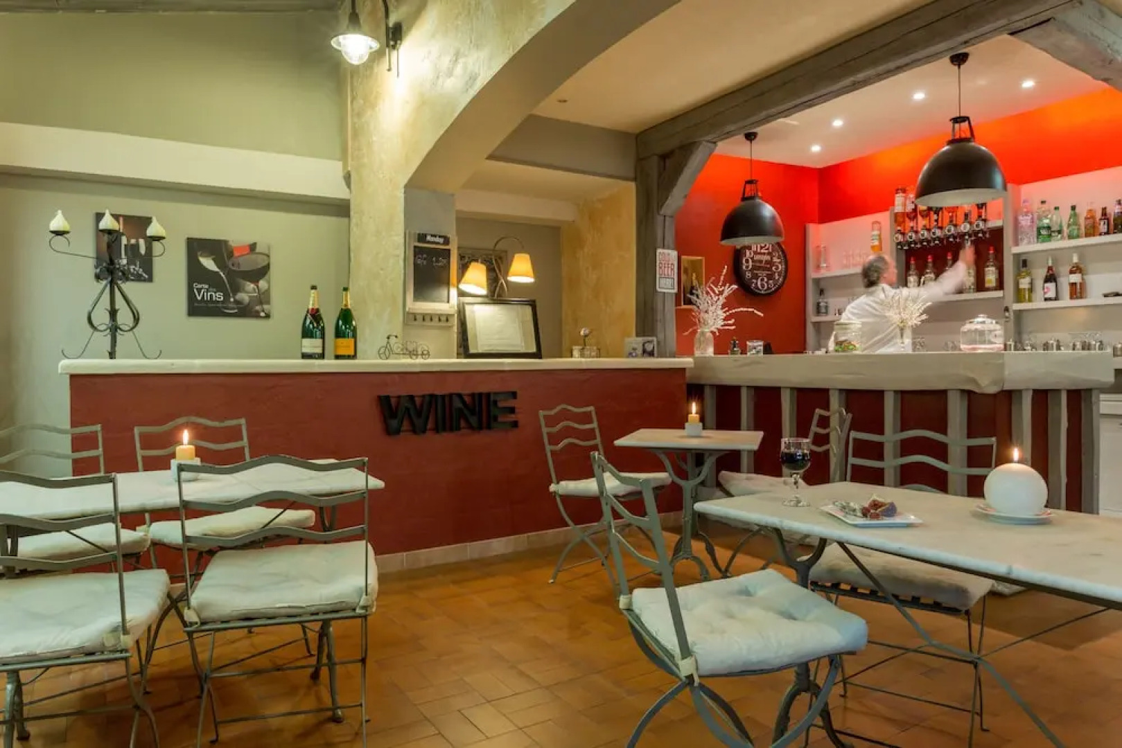 The Originals Access, Hostellerie des Pins