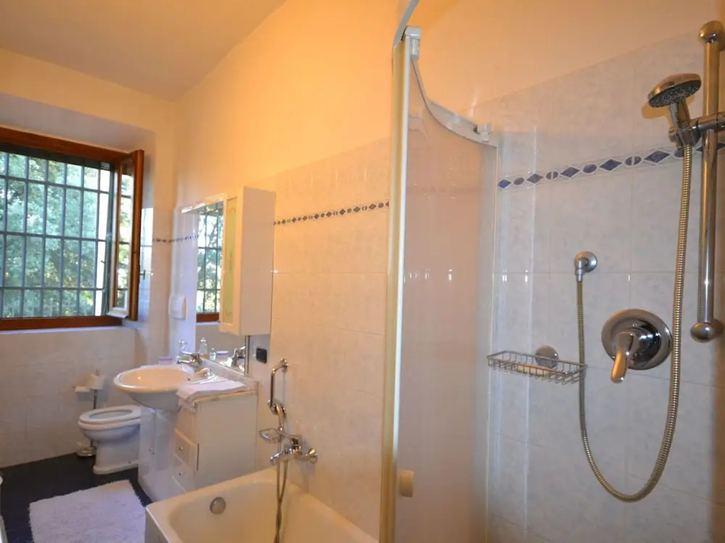 Charming Villa in Tuscany With Swimming Pool