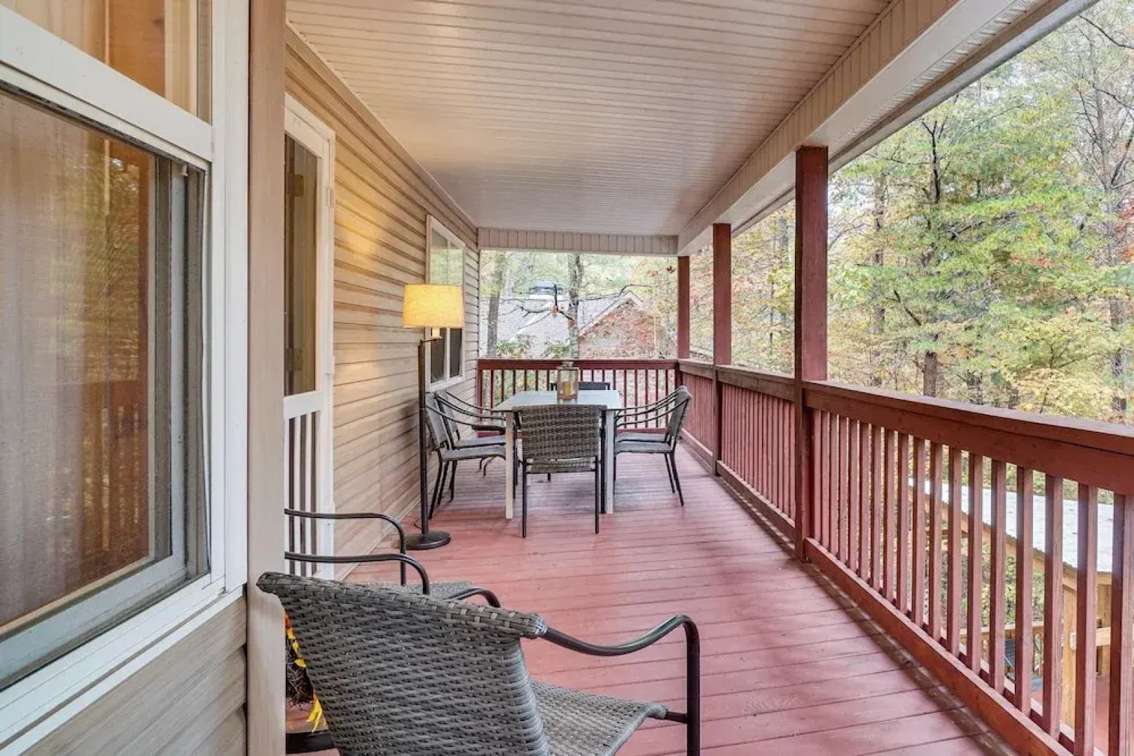 Spacious Home in Helen w/ Porch & Balcony!