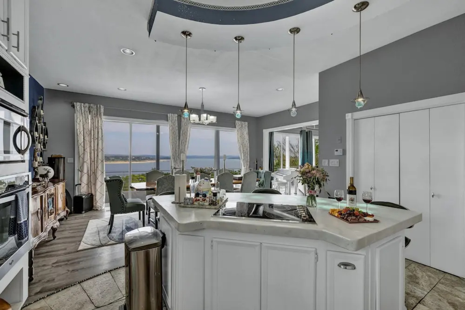 Canyon Lake Luxury Pool Games & Stunning Views