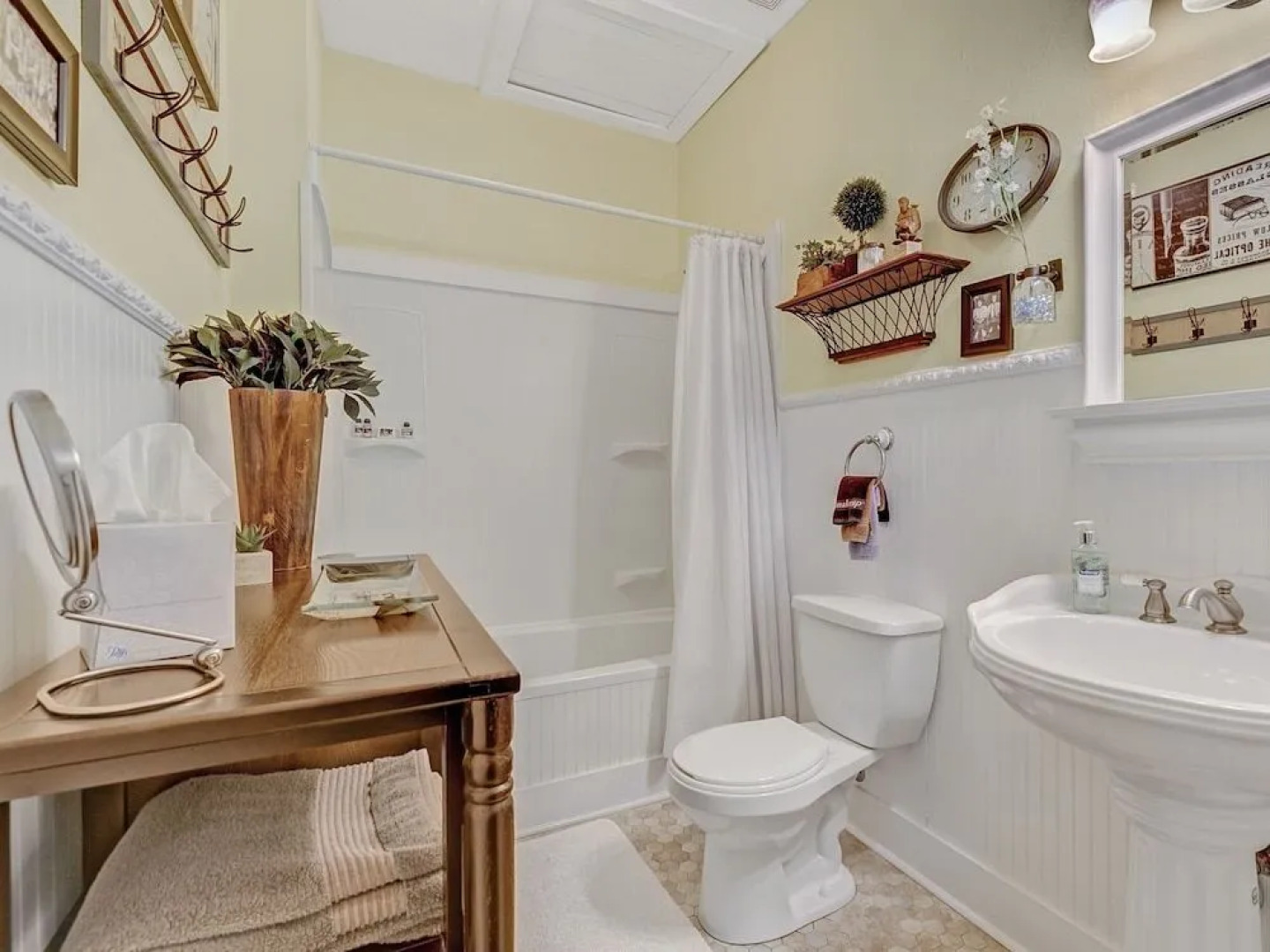 Granbury Gardens Bed and Breakfast