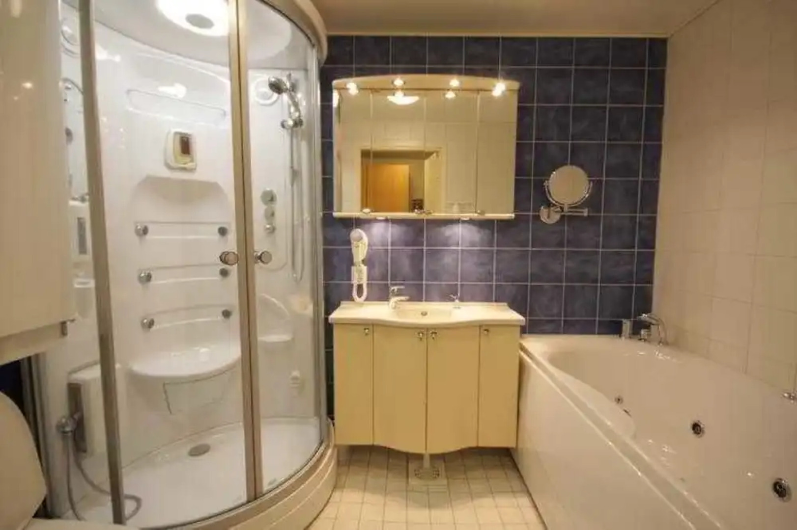 Best Western Arctic Circle Hotel