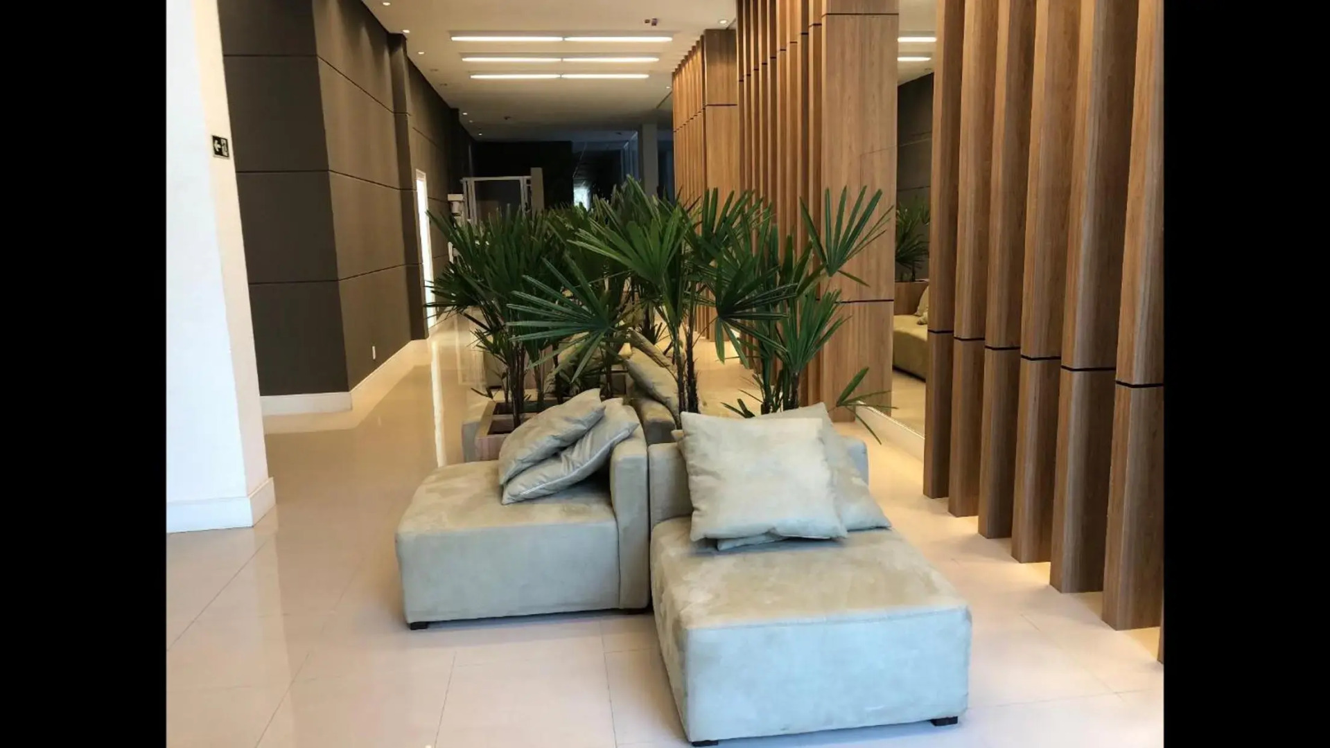 Flat Granja Viana - espaço e conforto