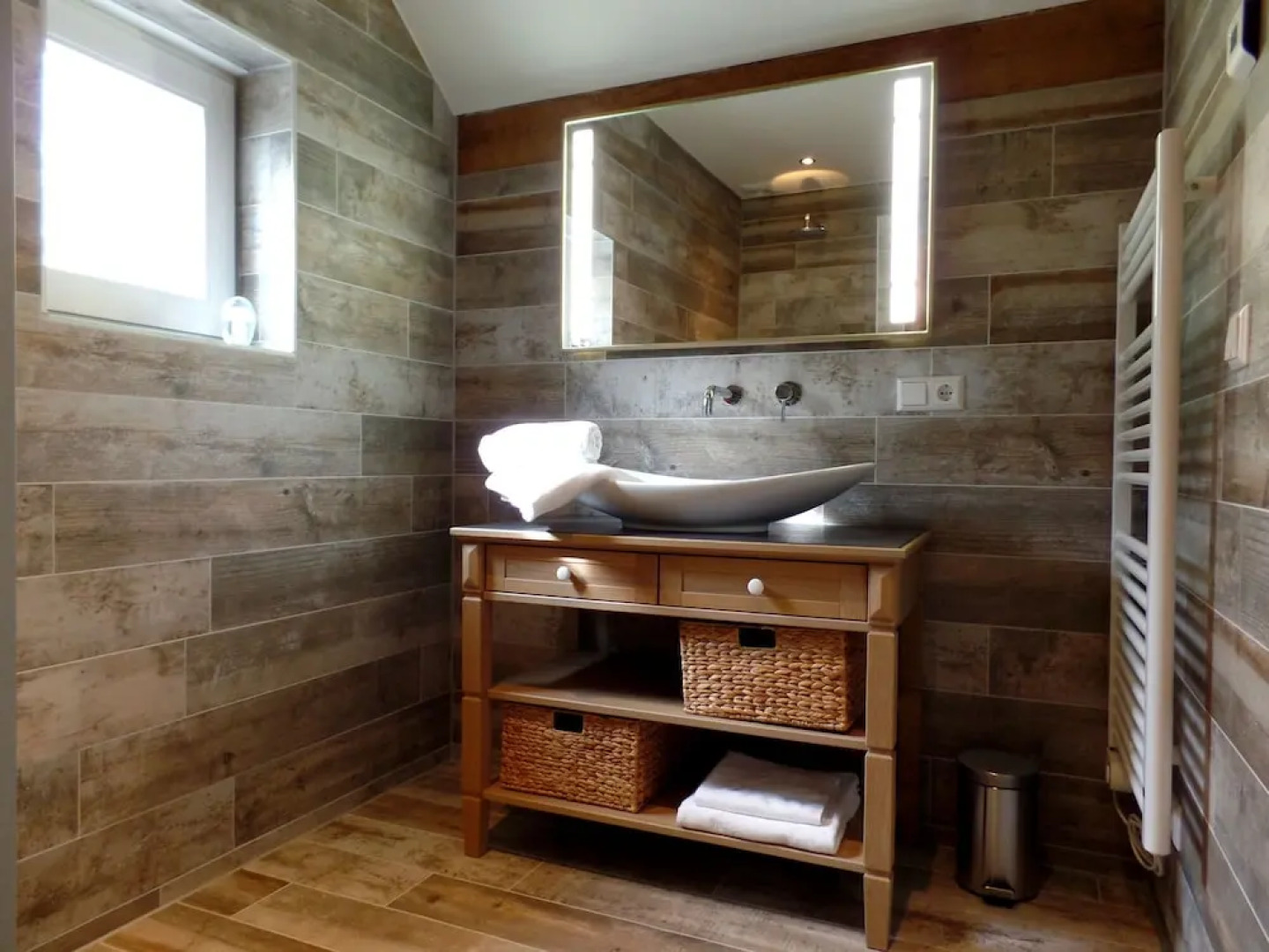 Beautiful Detached 10 Person House Within Walking Distance of the Beach in Ouddorp