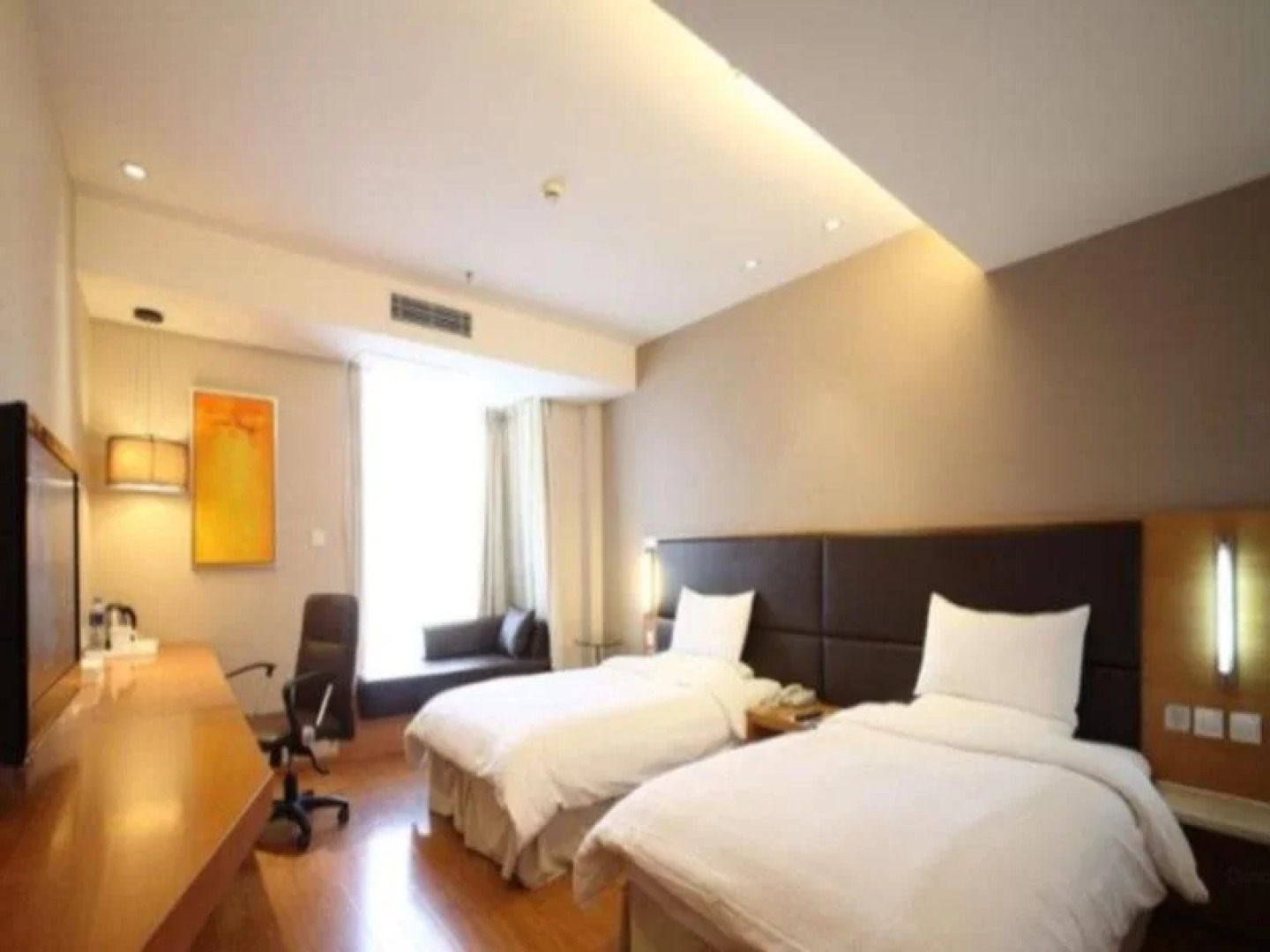 JI hotel Lhasa Jiangsu Road