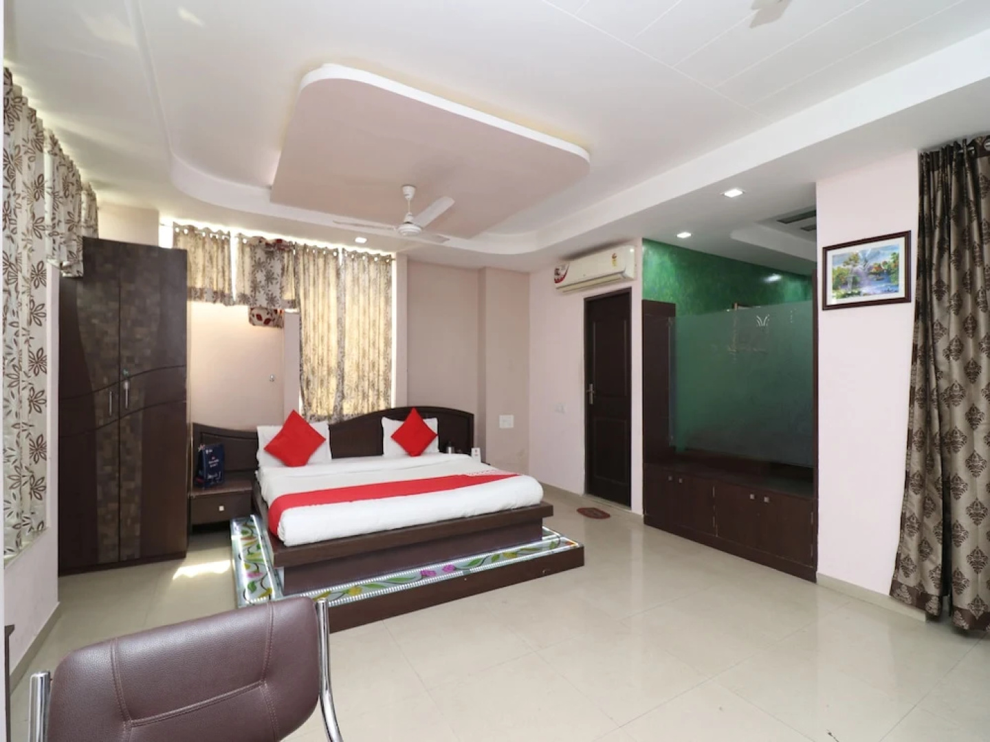 Hotel Shivam Fort View