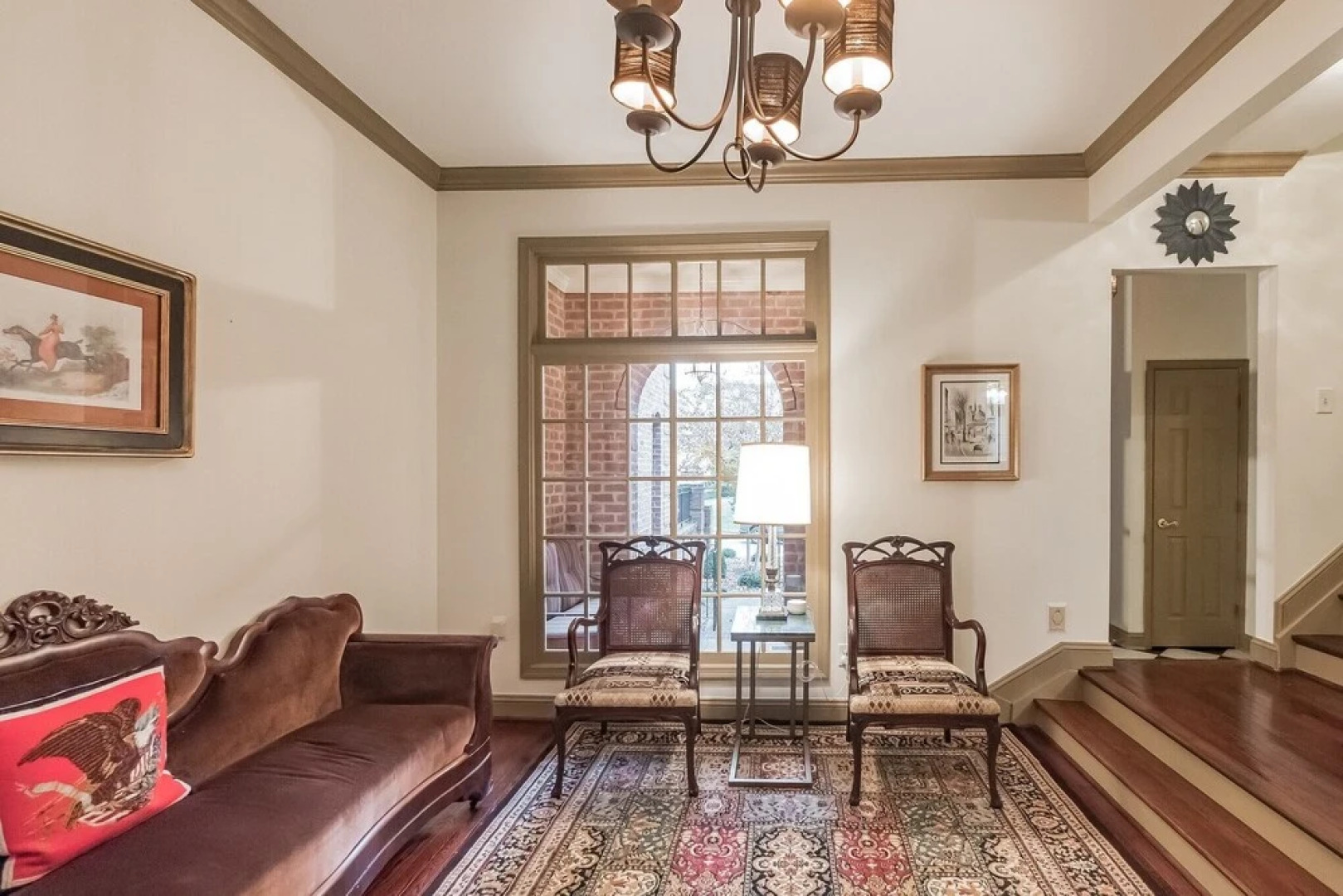 Beautiful Villa In The Heart Of Historic Downtown Bel Air! 3 Bedroom Villa by Redawning