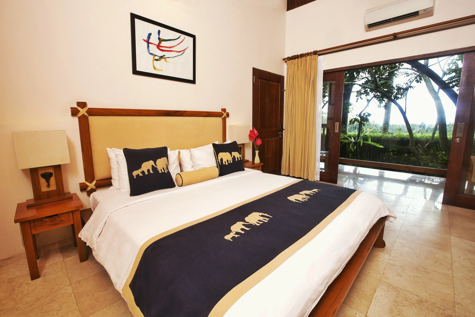 Mason Elephant Lodge