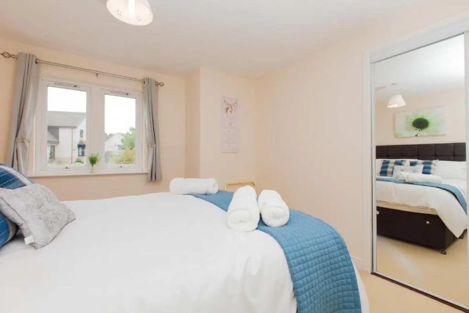 Prime Dalgety Bay Waterfront Apartment