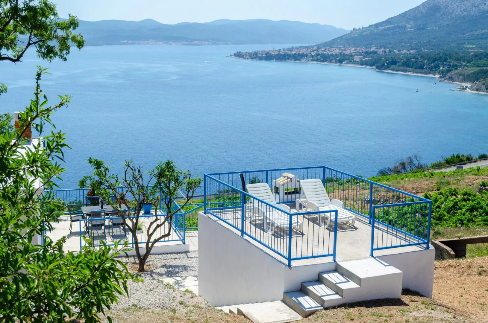 House Deja Blue in Orebic