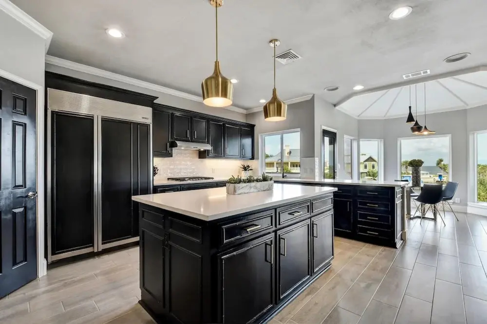 Family Friendly, Beautiful Home for Fishing in Style