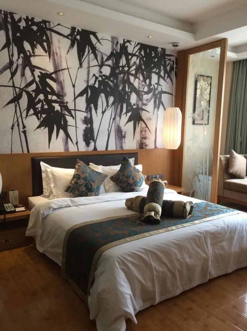 Xianning Youth Theme Hotel
