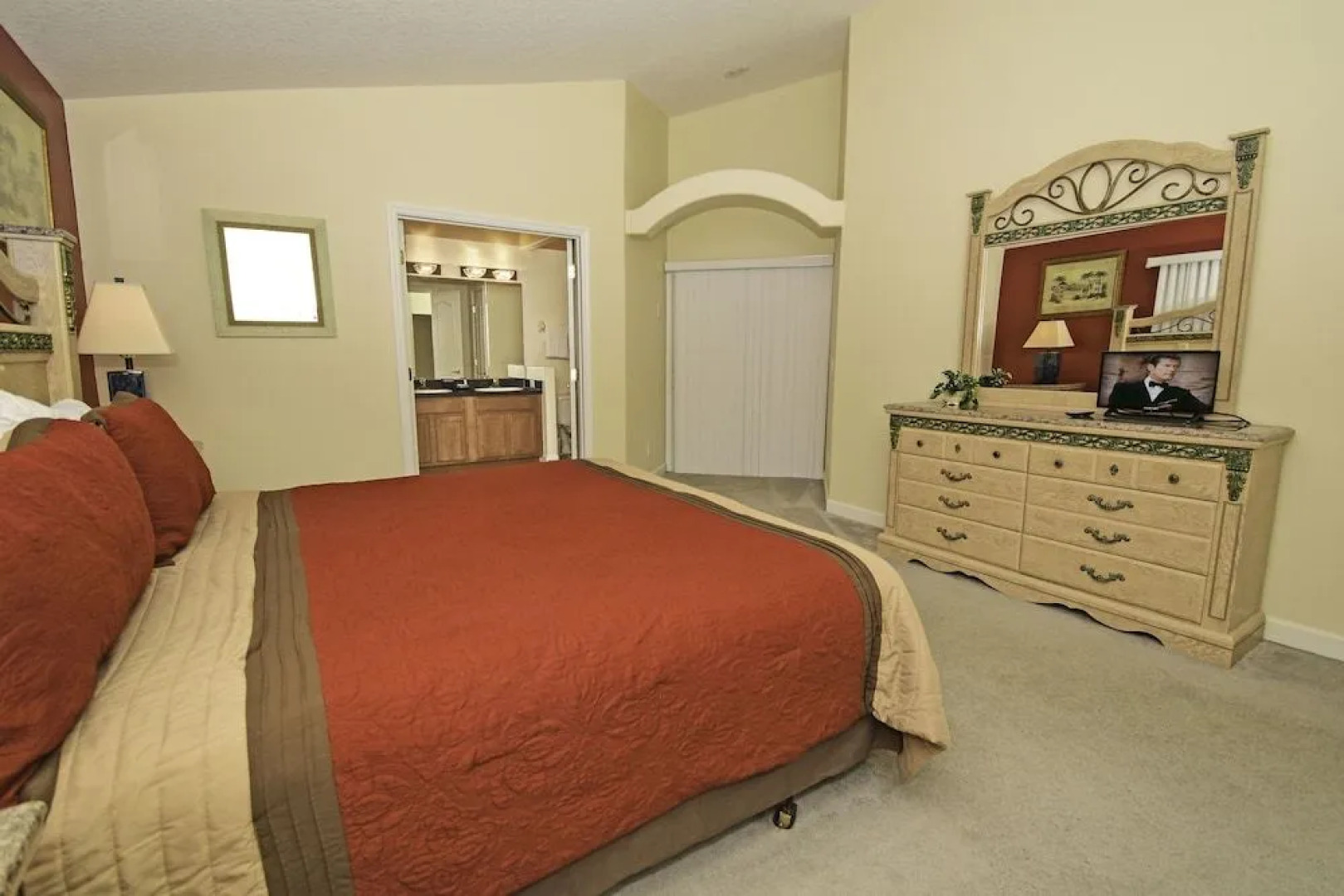 519OBC Sunshine Daydream 4 Br villa by RedAwning