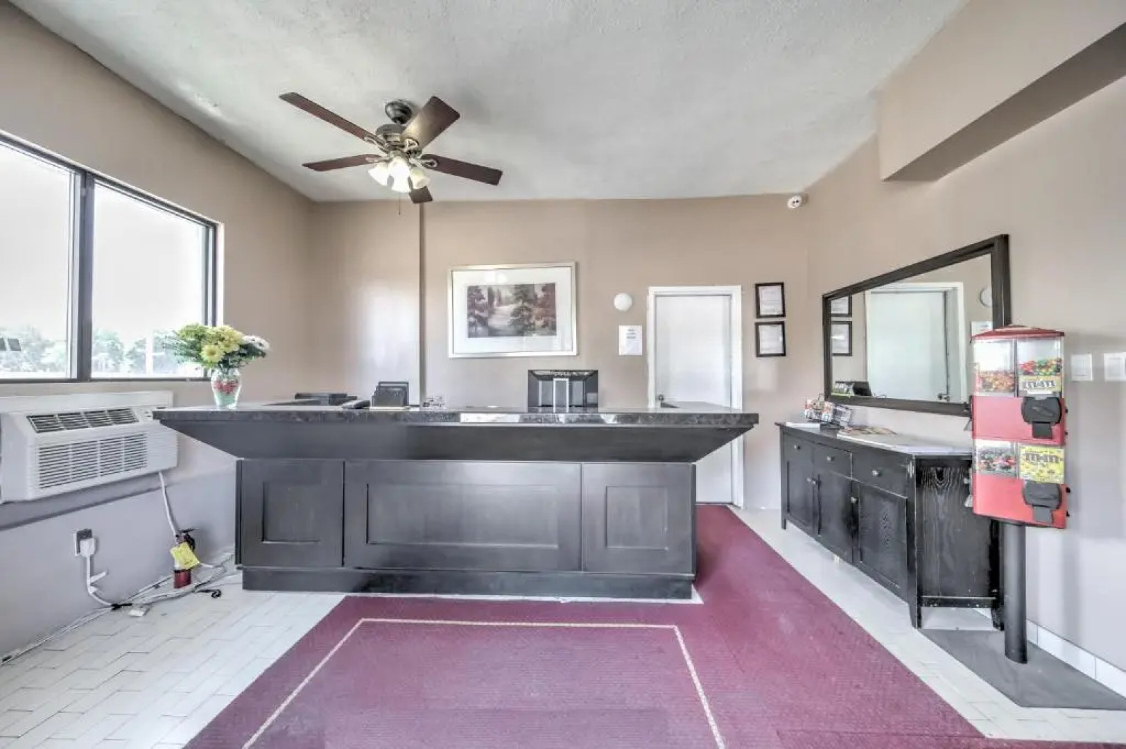 Motel 6 Niagara Falls, ON – Near the Falls