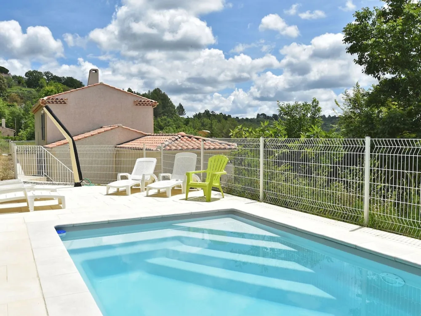 Villa With Guest House, 2 Swimming Pools, and Wide View