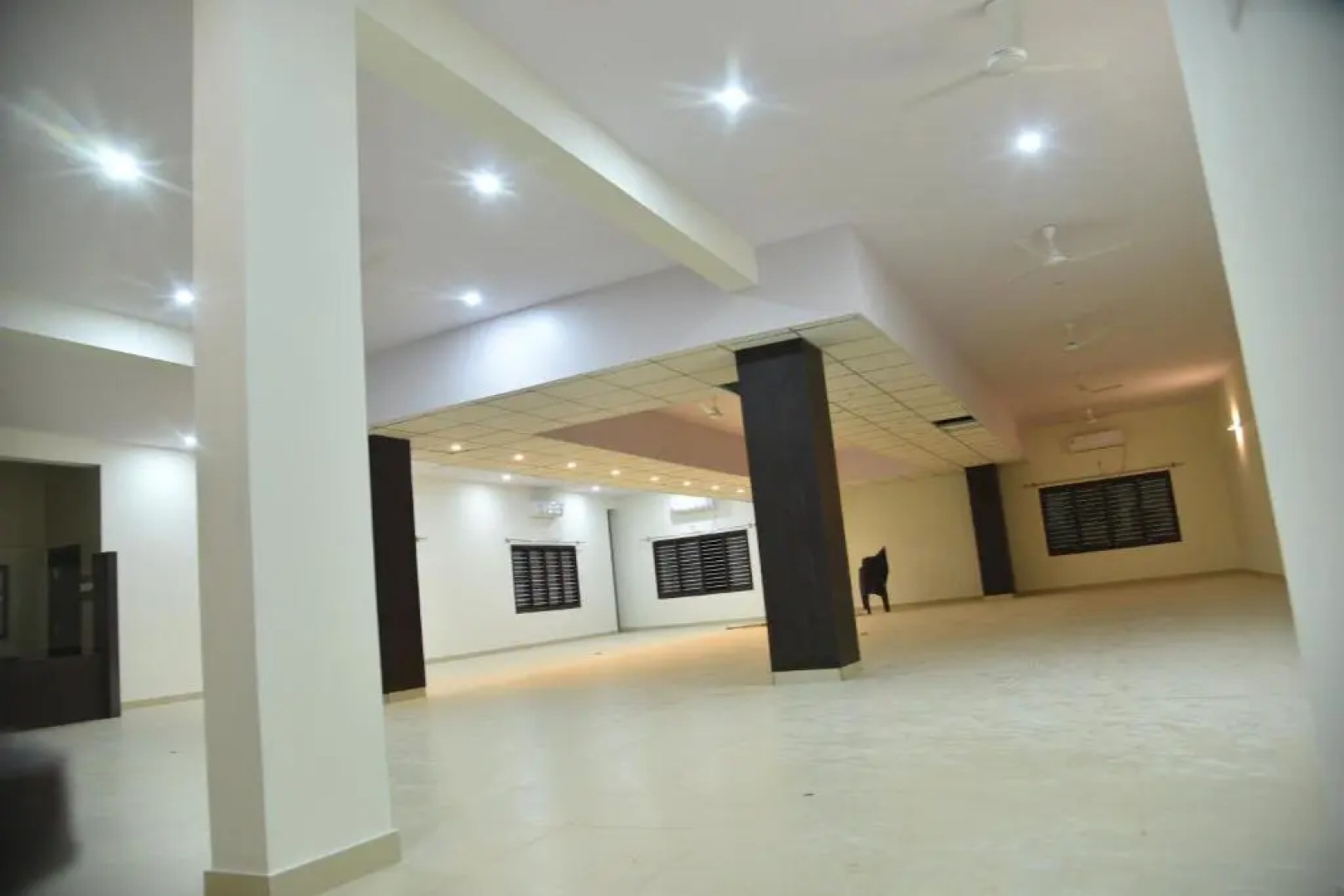 Kings Residency - Boutique Hotel