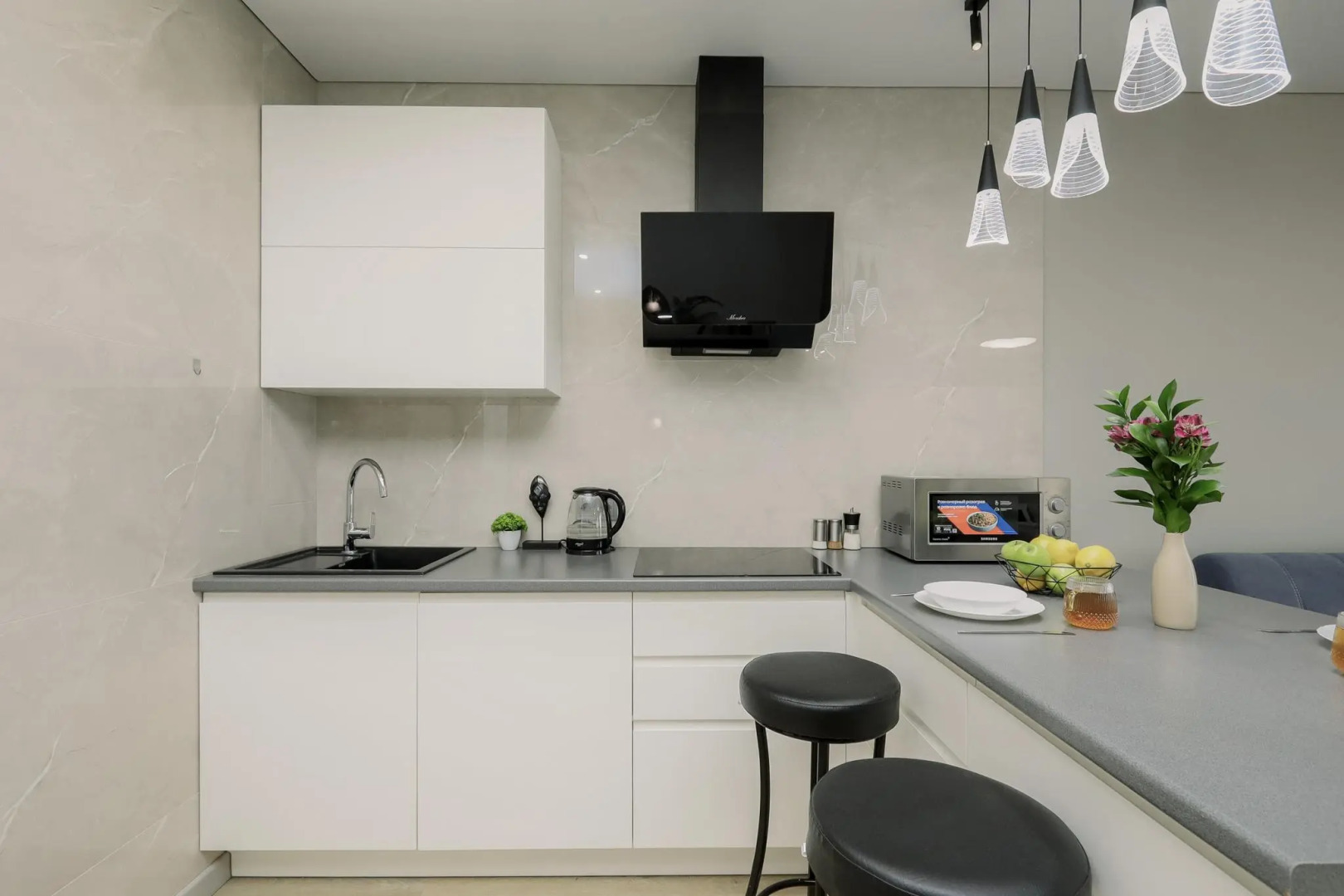 Апартаменты в ЖК Республика на улице Карла Маркса 259