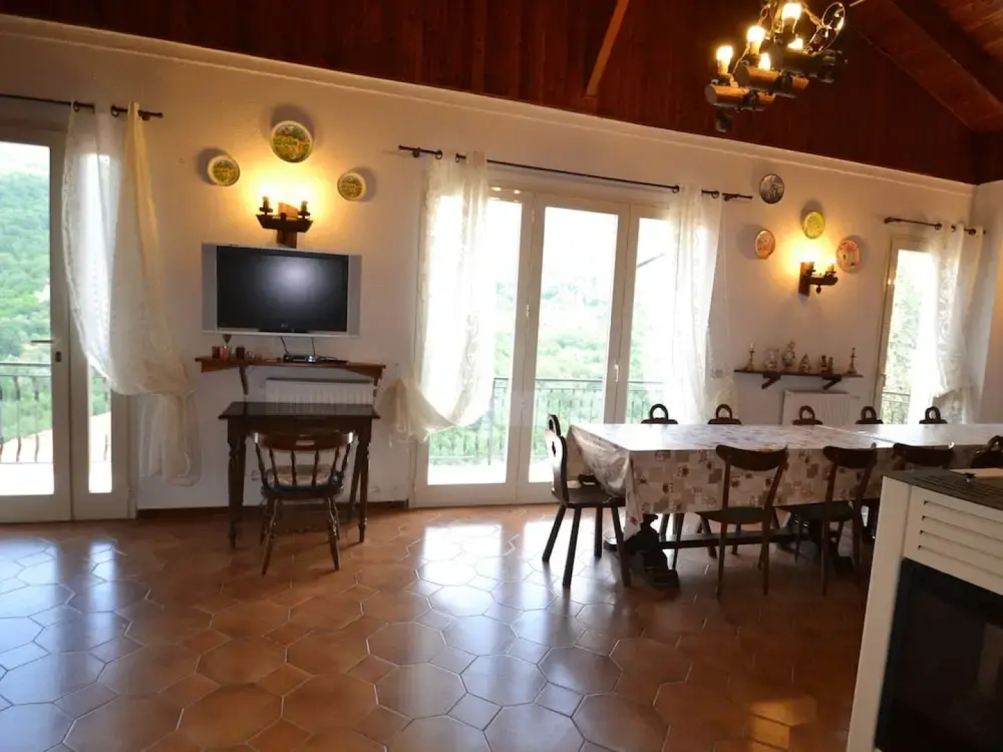 Nature Retreat in Testico