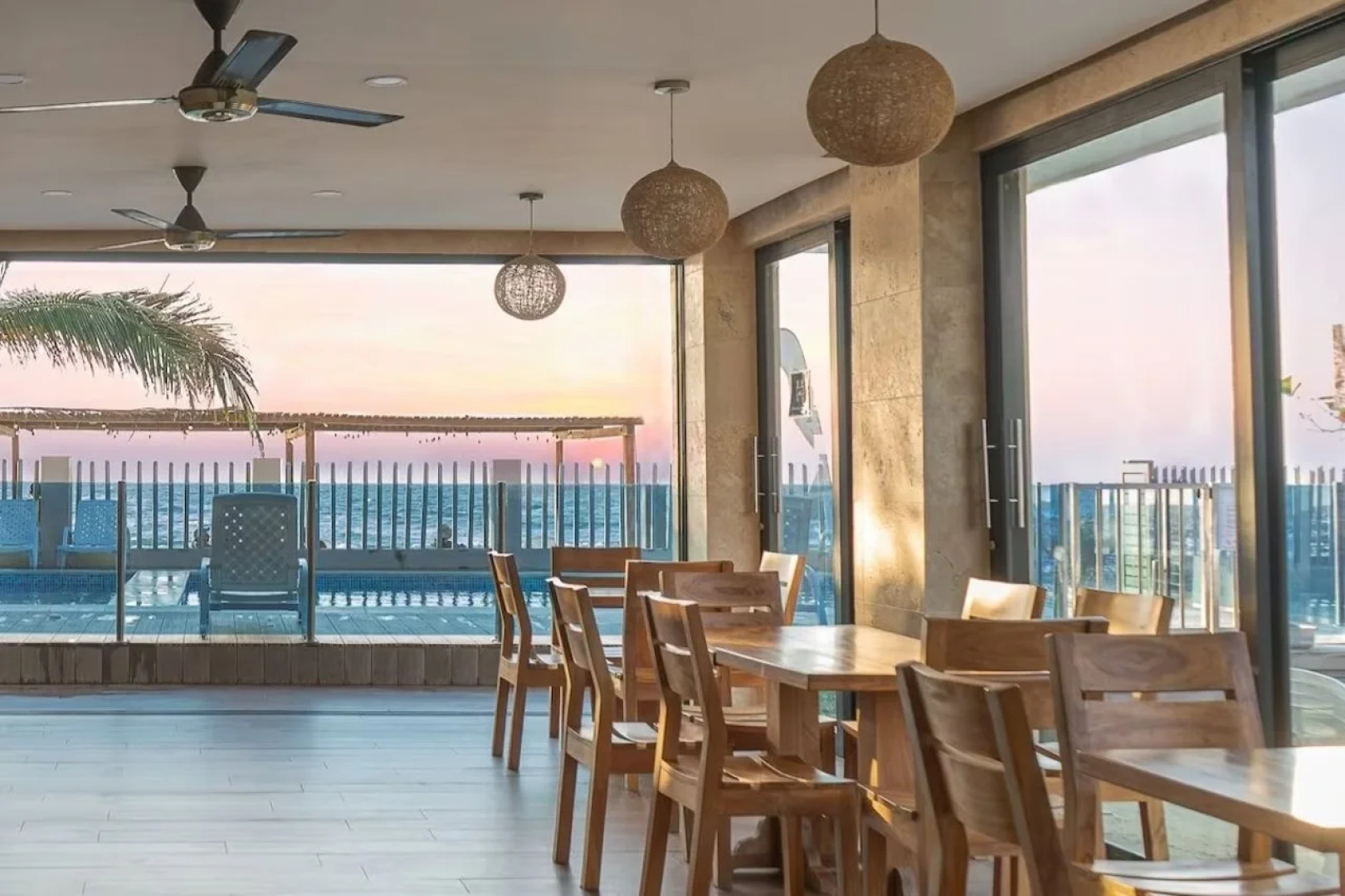 Camino Palmero Coveñas