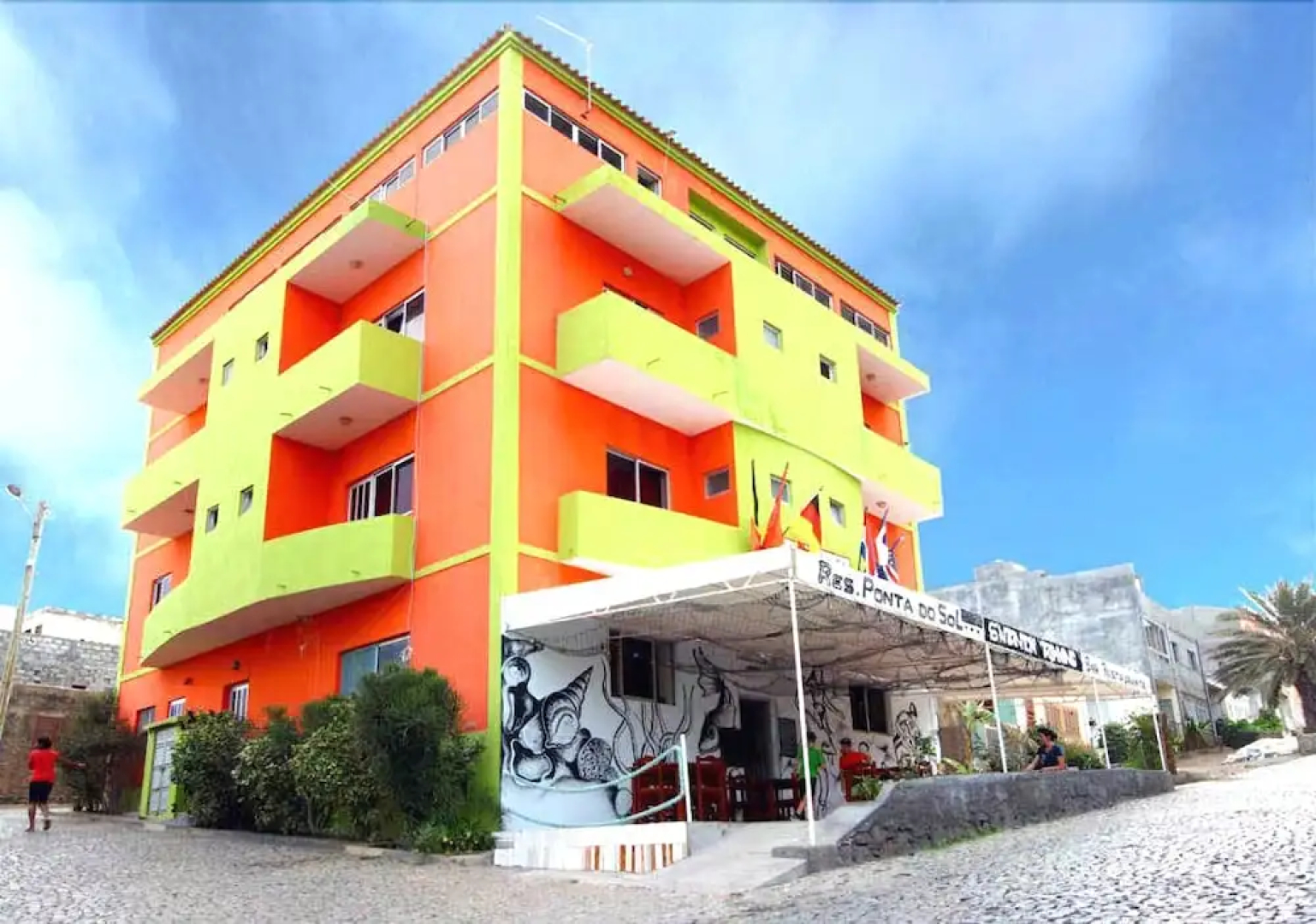 Sol Hotel