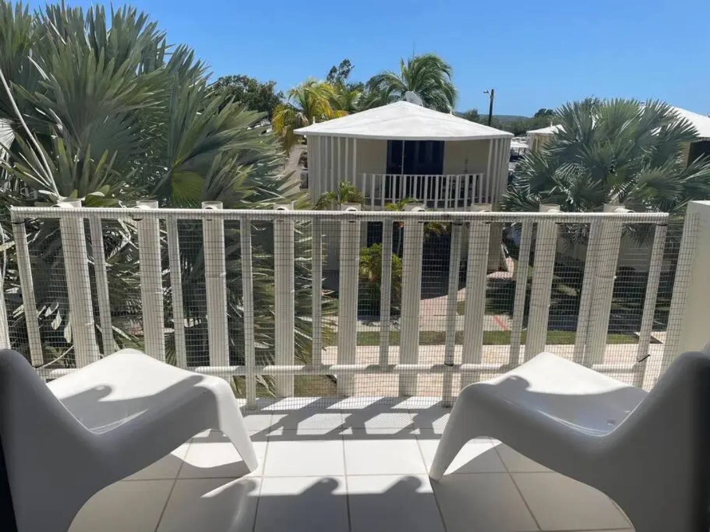 Boquerón Beach Apartment.- Guarionex 207