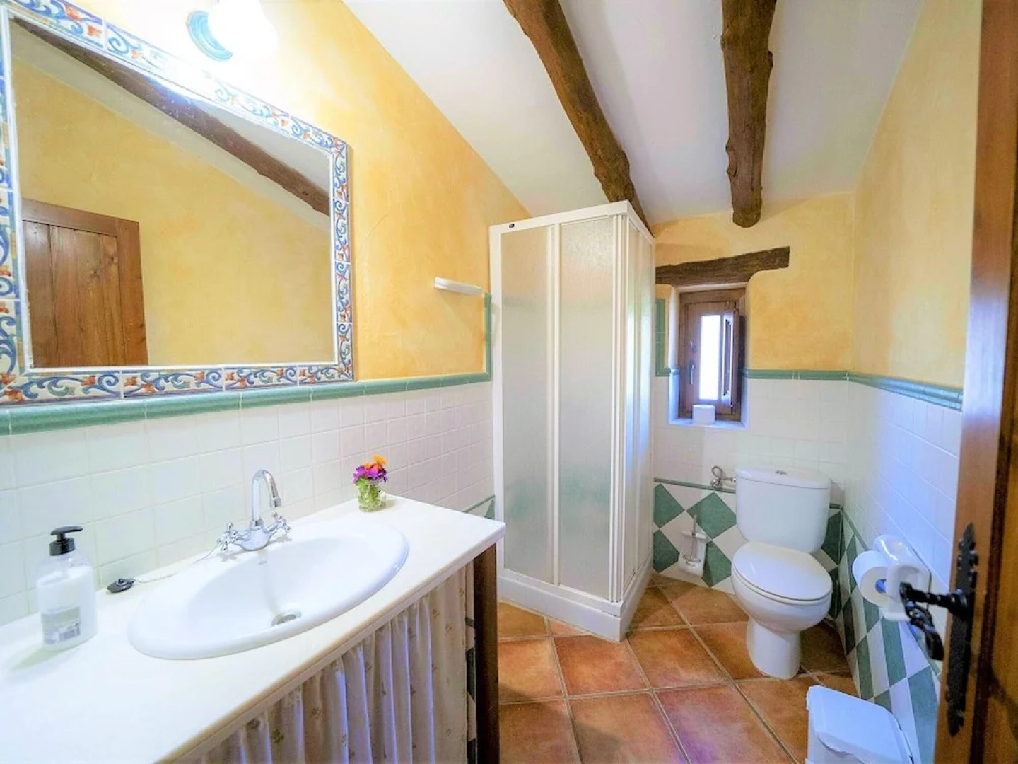 Mountain Escape in Laroya