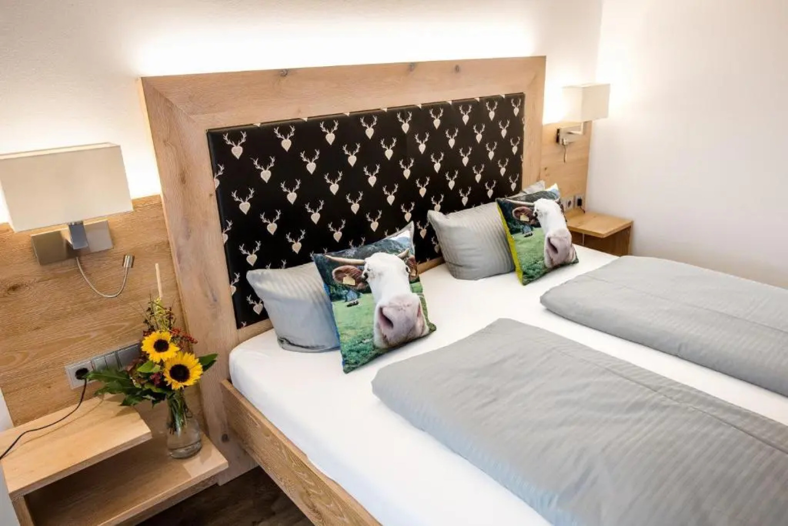 Landhotel Böld and Restaurant Uhrmacher Oberammergau