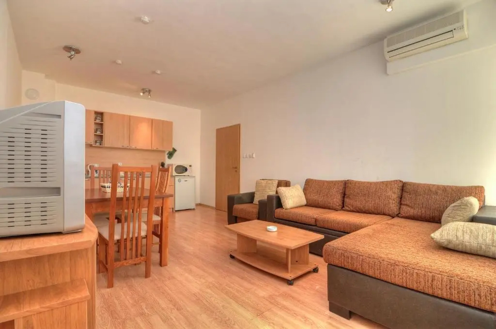 Oasis Ravda PMG Apartments