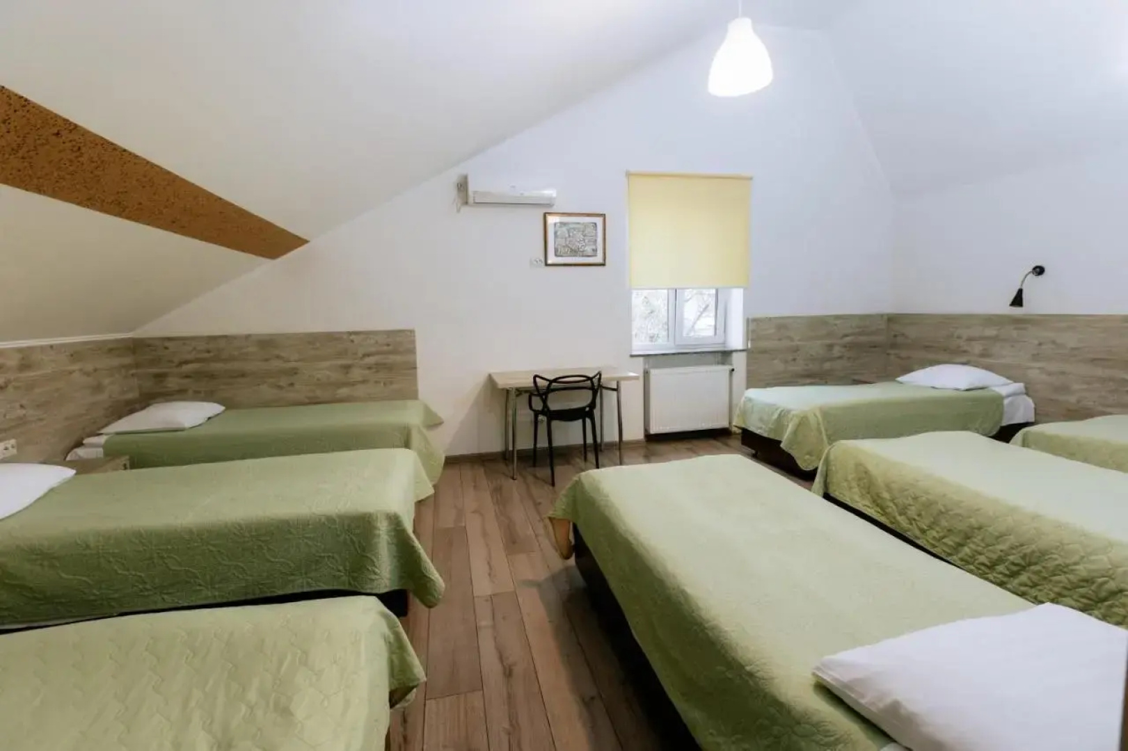 Stone City Apartment in Park Zone