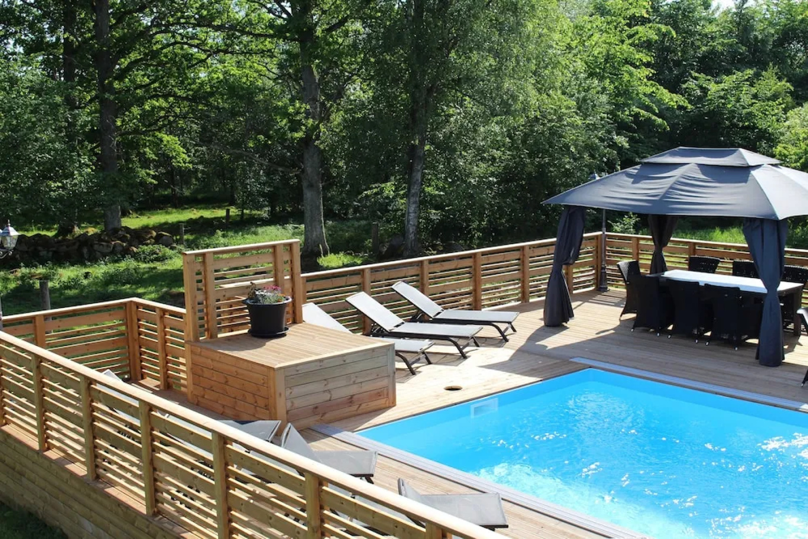 Semesterbyn Kåranäs