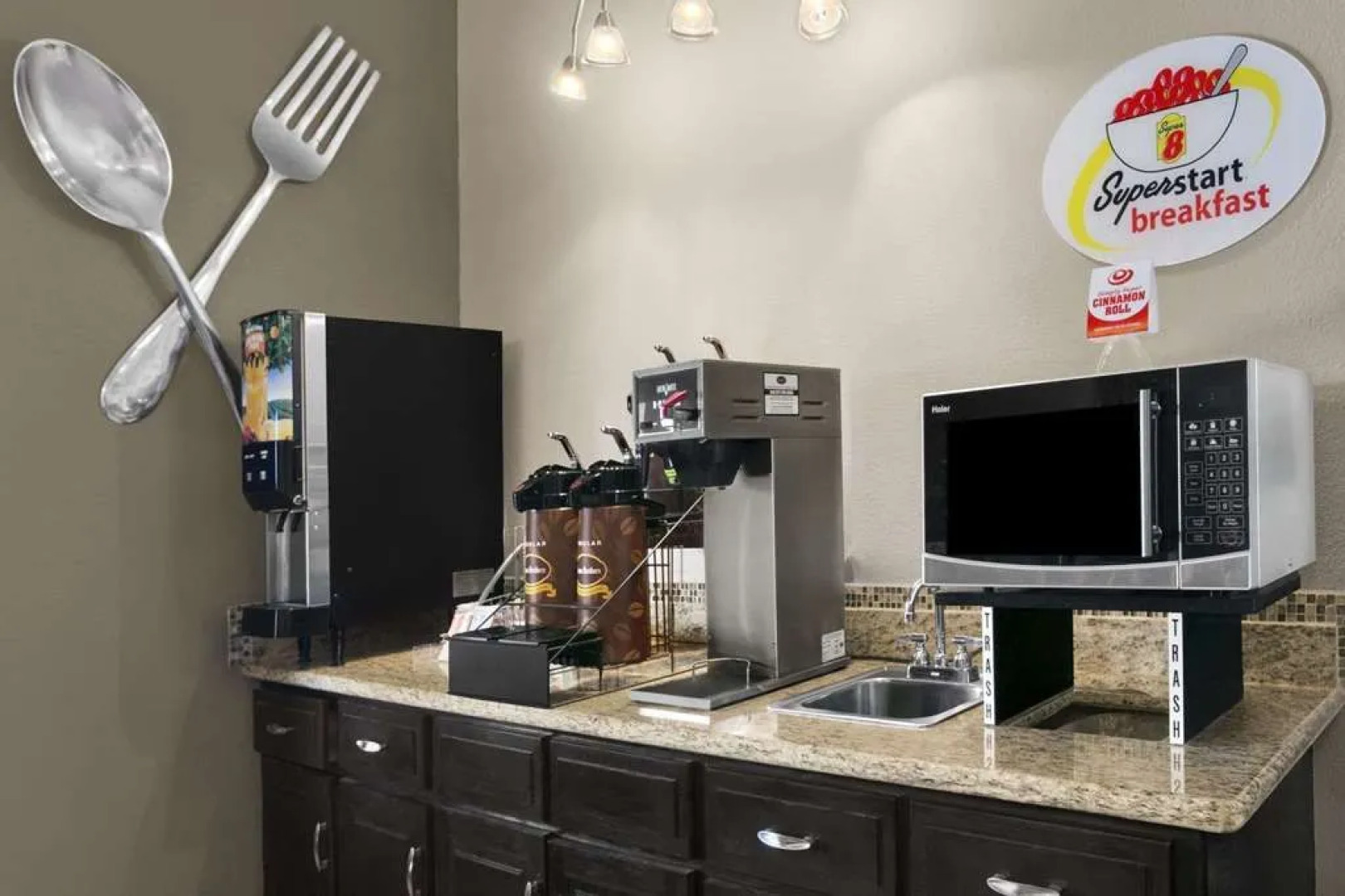 Super 8 Stafford/Springfield Area