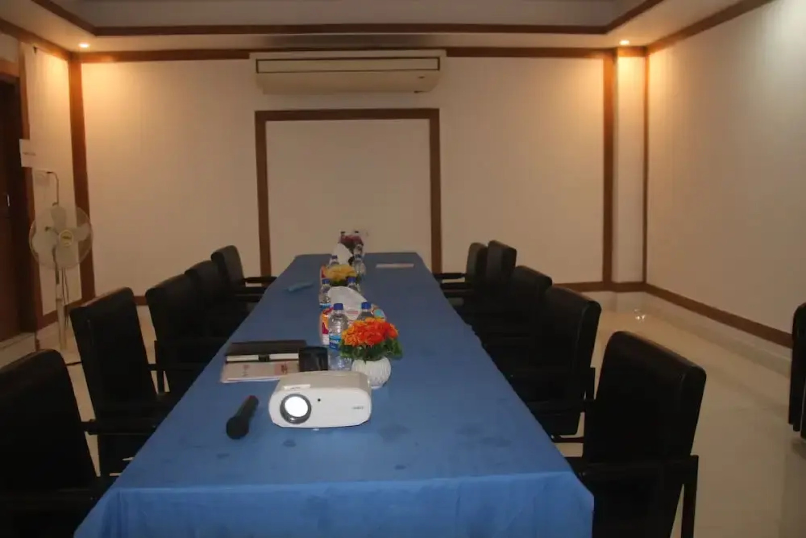 Hotel Blue Castle International One