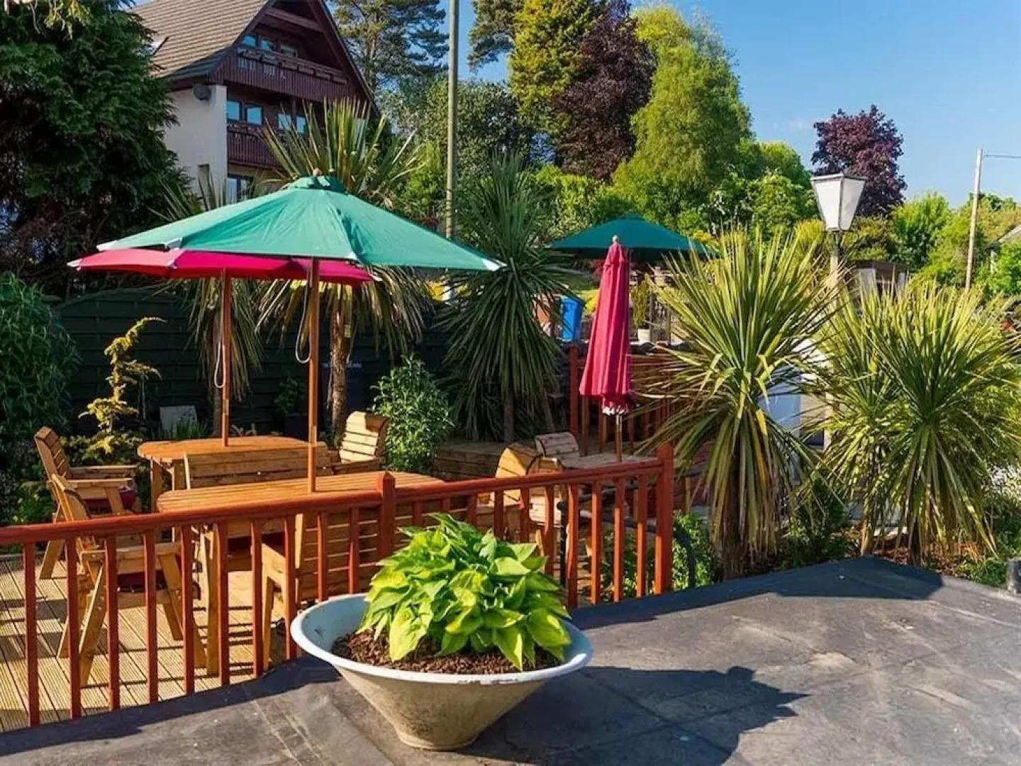 The Woodside Hotel, Aberdour. Exclusive Use