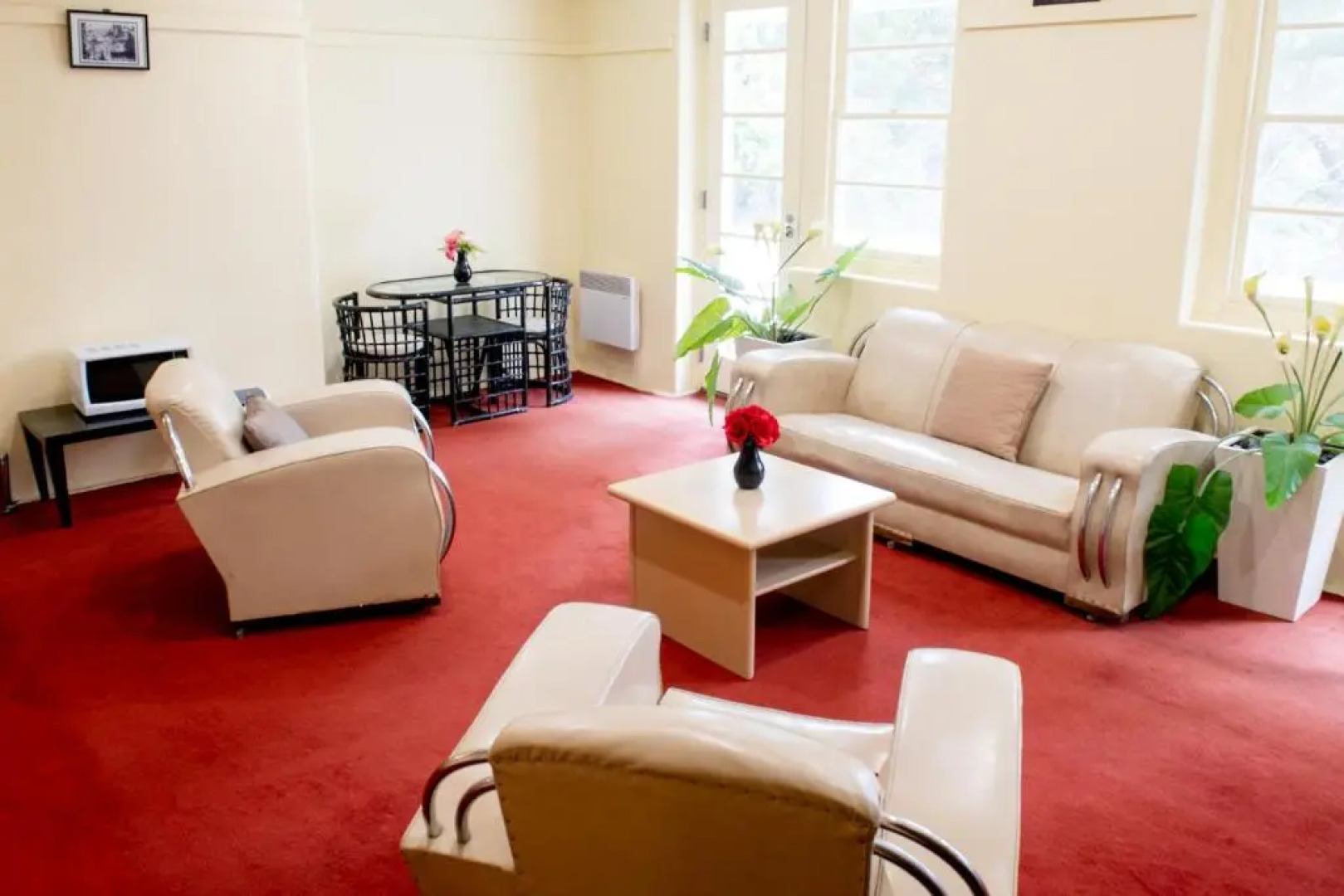 Linaker Art Deco Motel