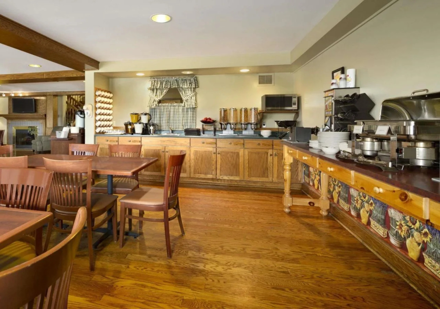 Travelodge Suites by Wyndham New Glasgow