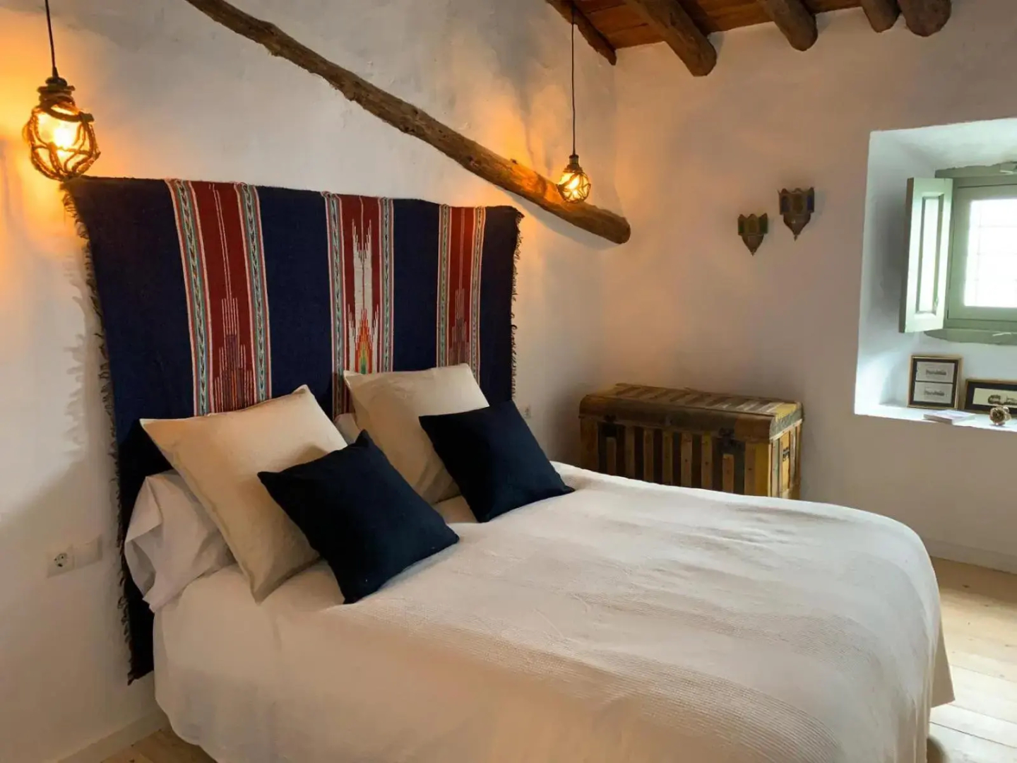 Astarte House 12 pax