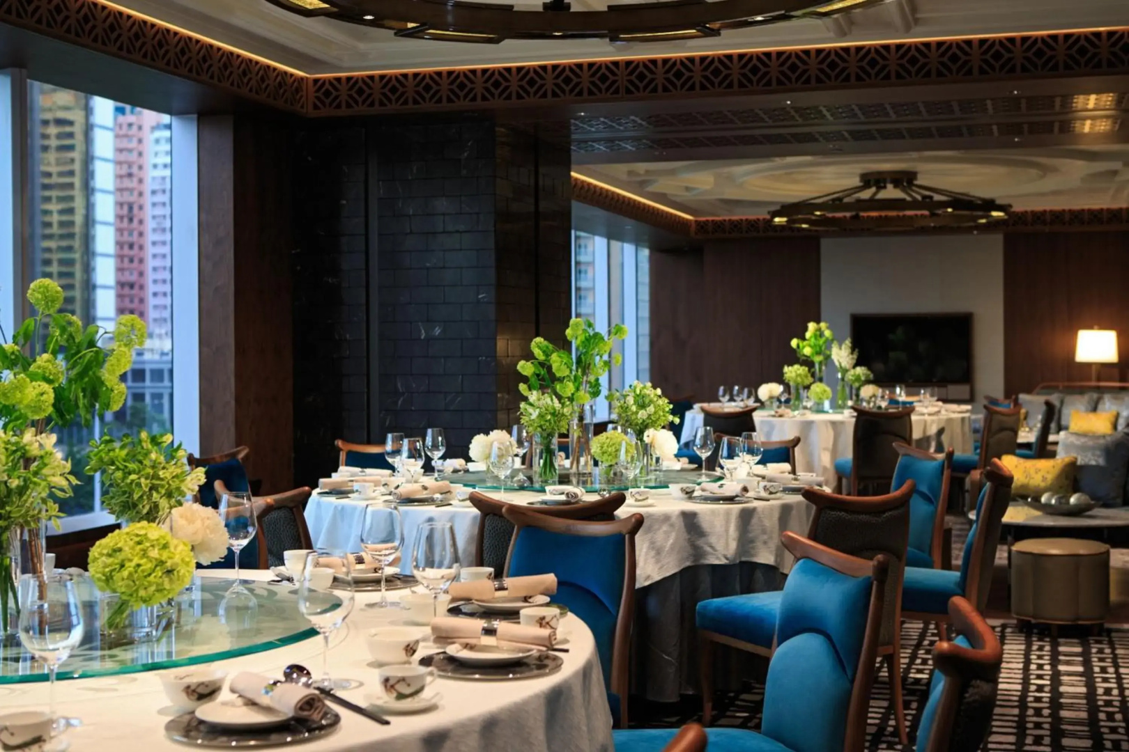Renaissance Hong Kong Harbour View Hotel