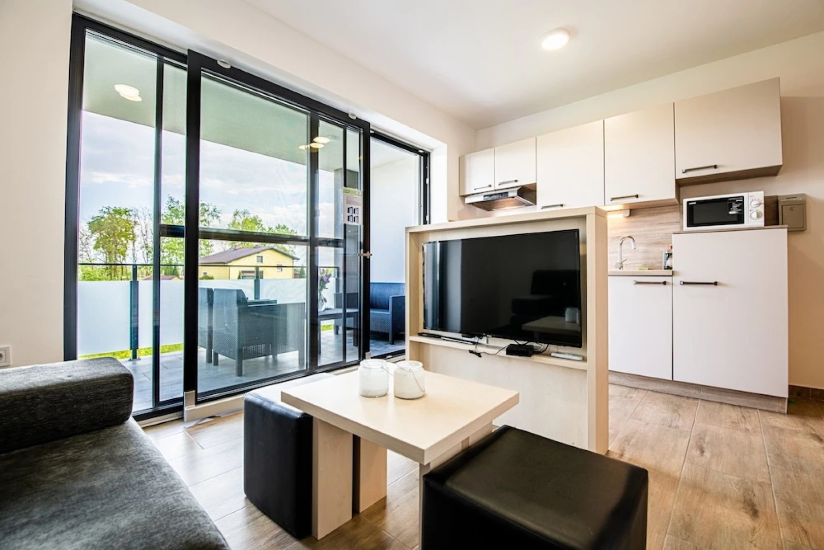 Apartmaji Banonia Stork Flight