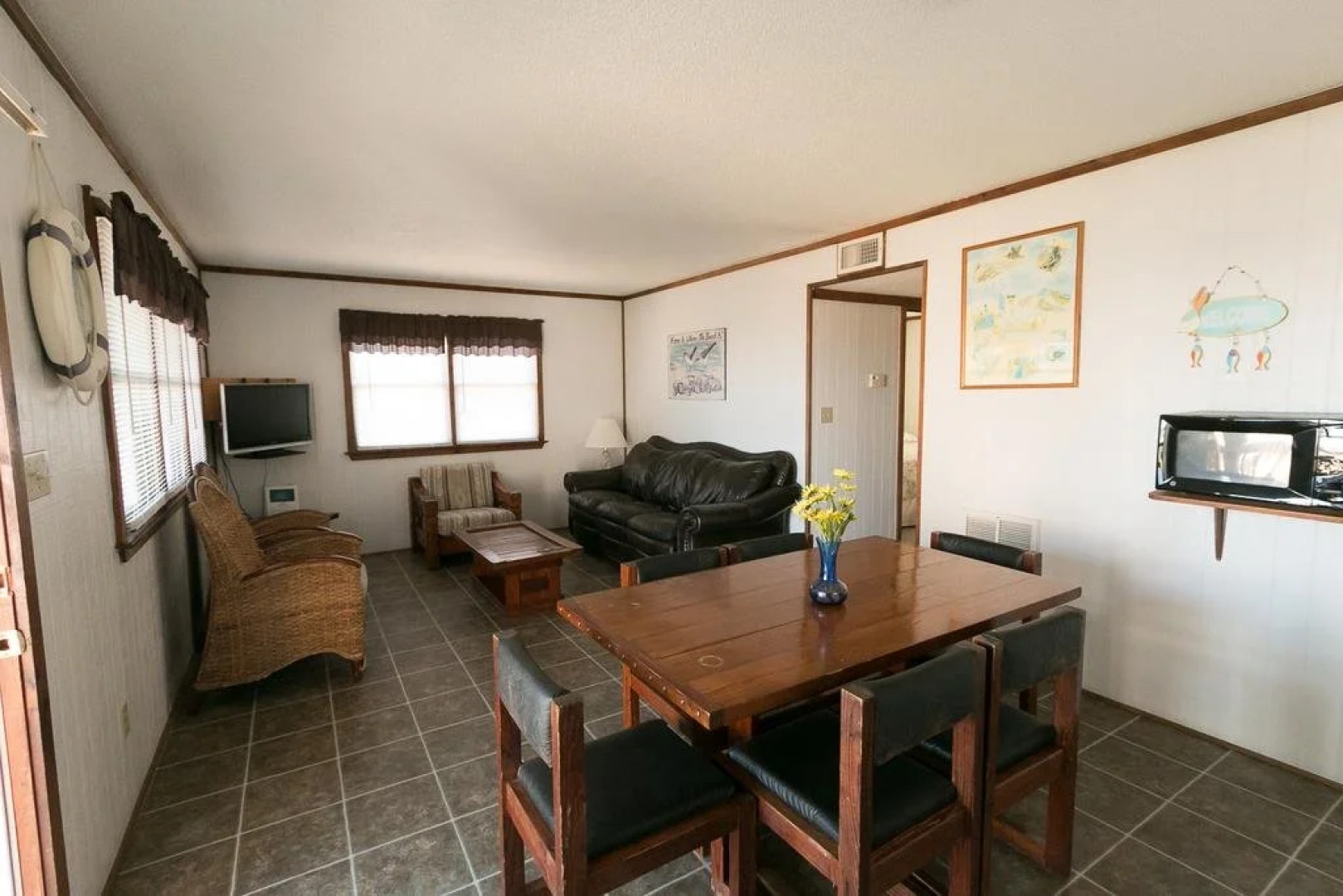 Outer Banks Motel Cape and Tower Cottages