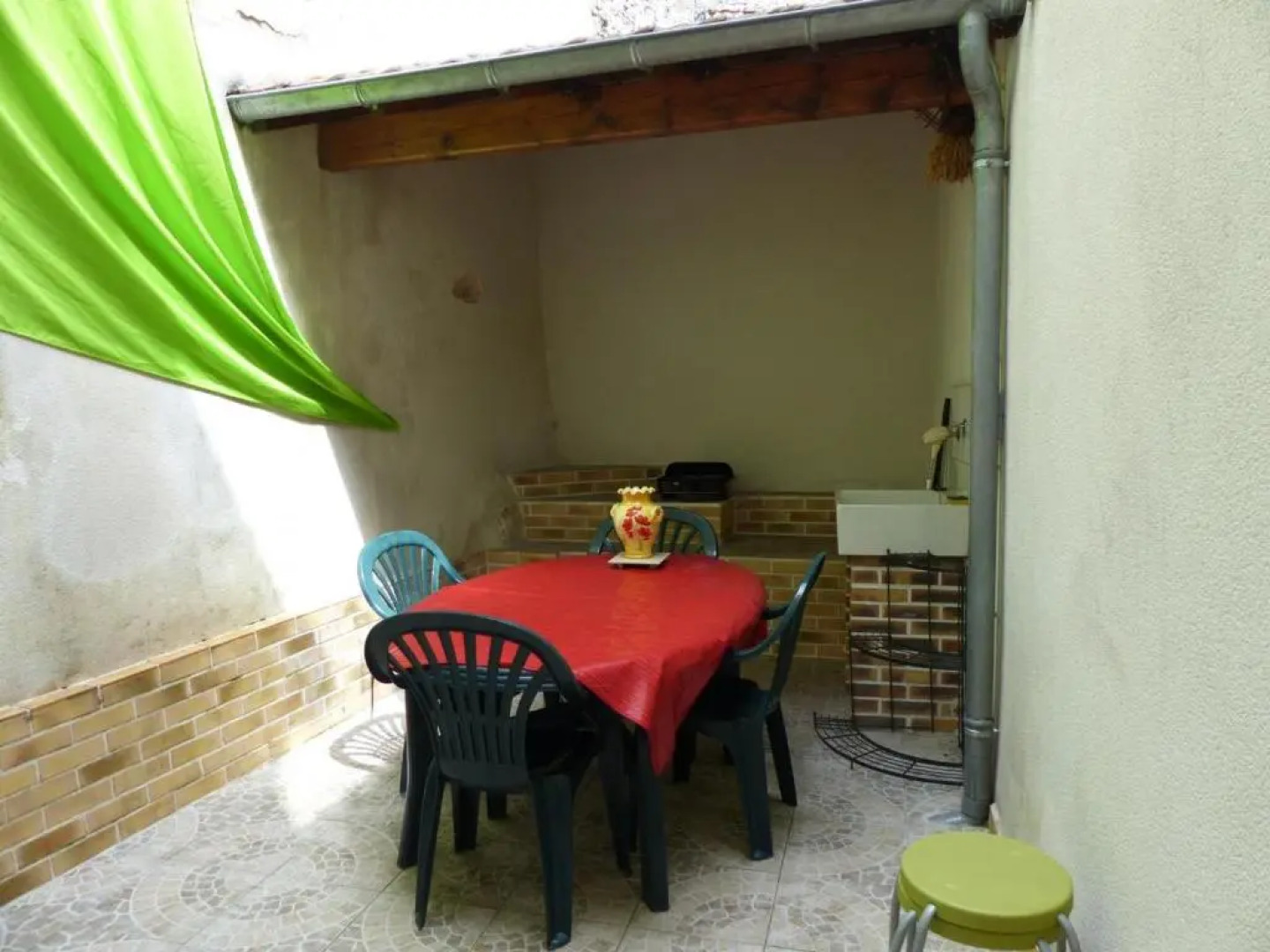 Gîte Ferrières-sur-Sichon, 4 pièces, 6 personnes - FR-1-489-191