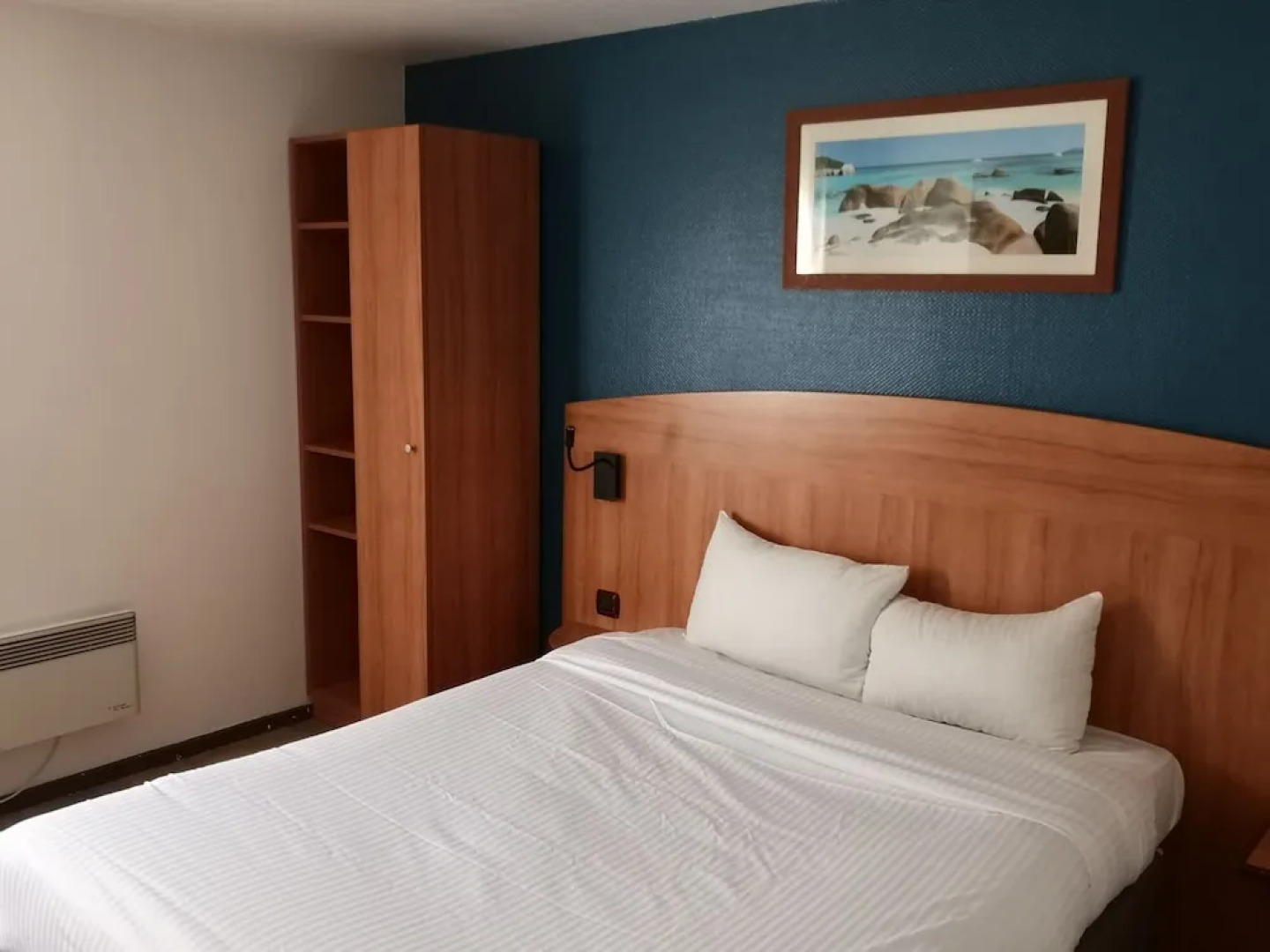 Hôtel Kyriad Evreux - La Madeleine