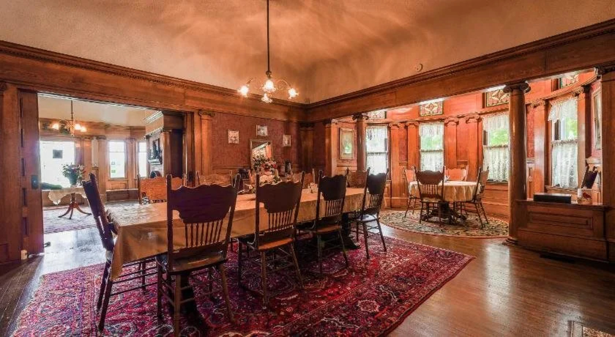 The Simmons-Bond Inn