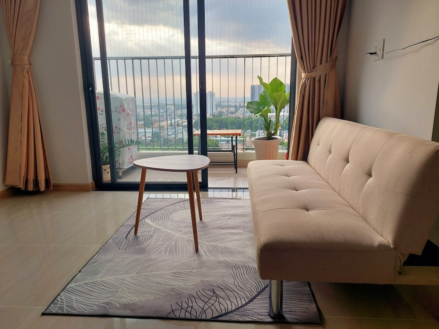 Bcons Garden Luxury Apartment