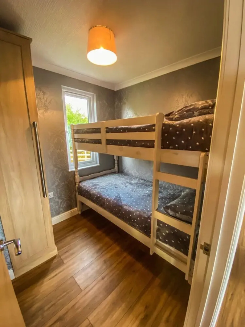 Immaculate 3-bedroom Private Lodge Near York