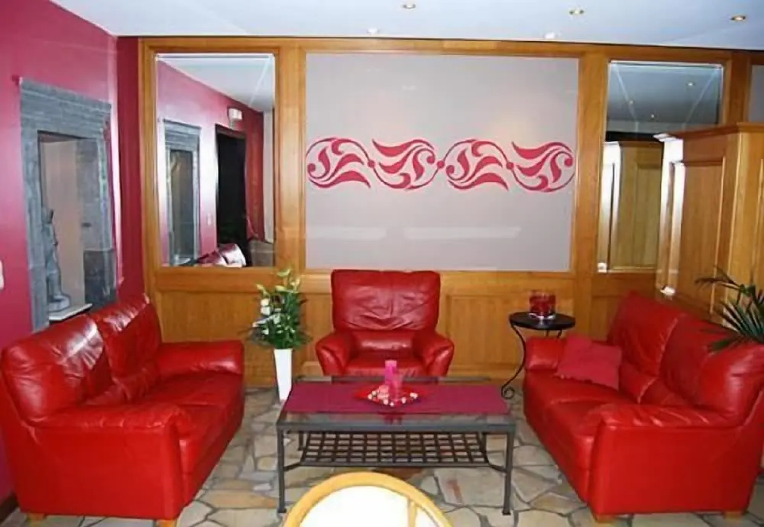 Hostellerie La Villa Des Roses