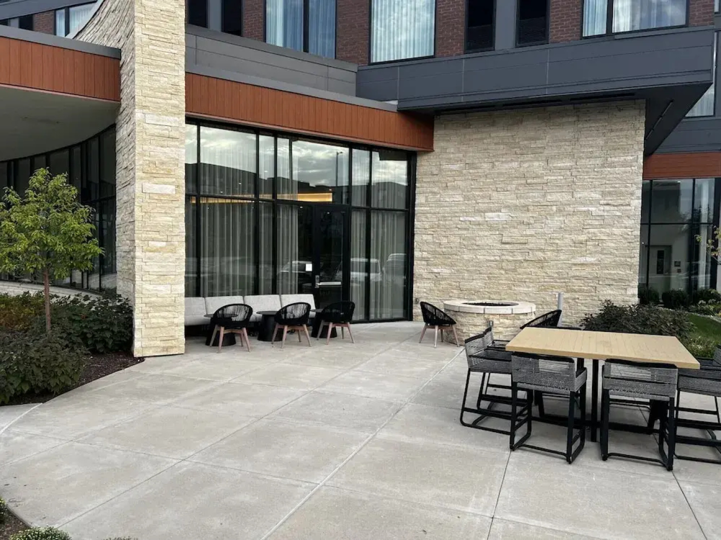 AC Hotel by Marriott St. Louis Chesterfield