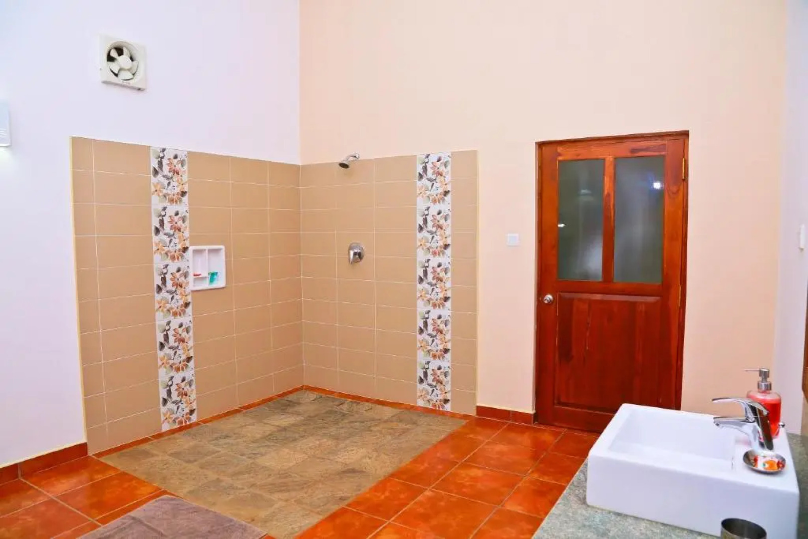 Shangri-Lanka Village