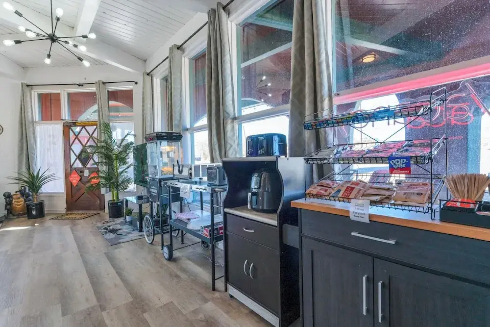 Canyons Edge Route 66 Motel